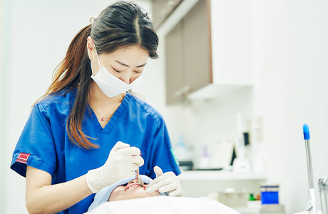 日本矯正歯科学会の矯正認定医と連携